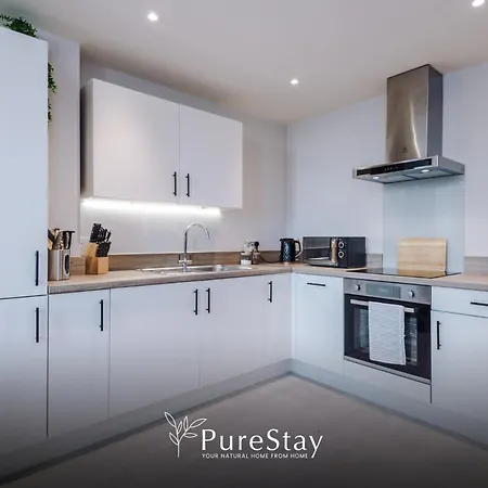Business 1-bedroom Flat With 2 Beds & Sofa Bed By Purestay