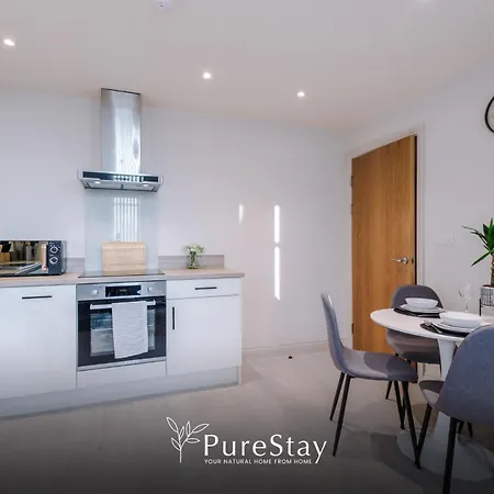 Apartment Business 1-bedroom Flat With 2 Beds & Sofa Bed By Purestay Leeds (West Yorkshire)