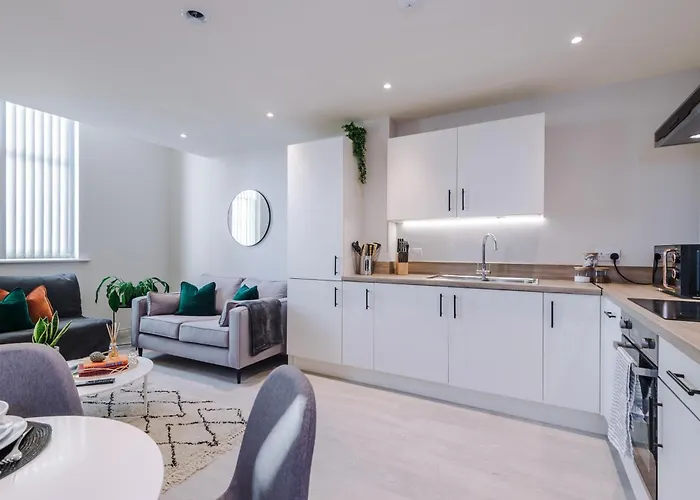 Business 1-bedroom Flat With 2 Beds & Sofa Bed By Purestay Leeds (West Yorkshire)