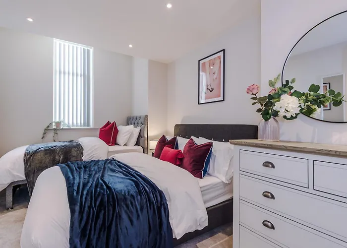 Business 1-bedroom Flat With 2 Beds & Sofa Bed By Purestay