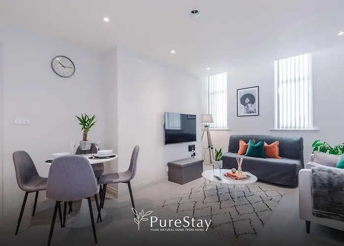 Business 1-bedroom Flat With 2 Beds & Sofa Bed By Purestay
